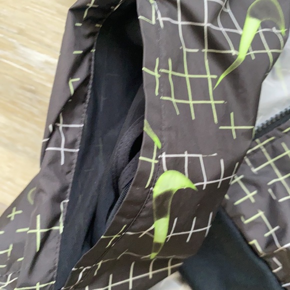 Nike Windbreaker - Picture 8 of 9